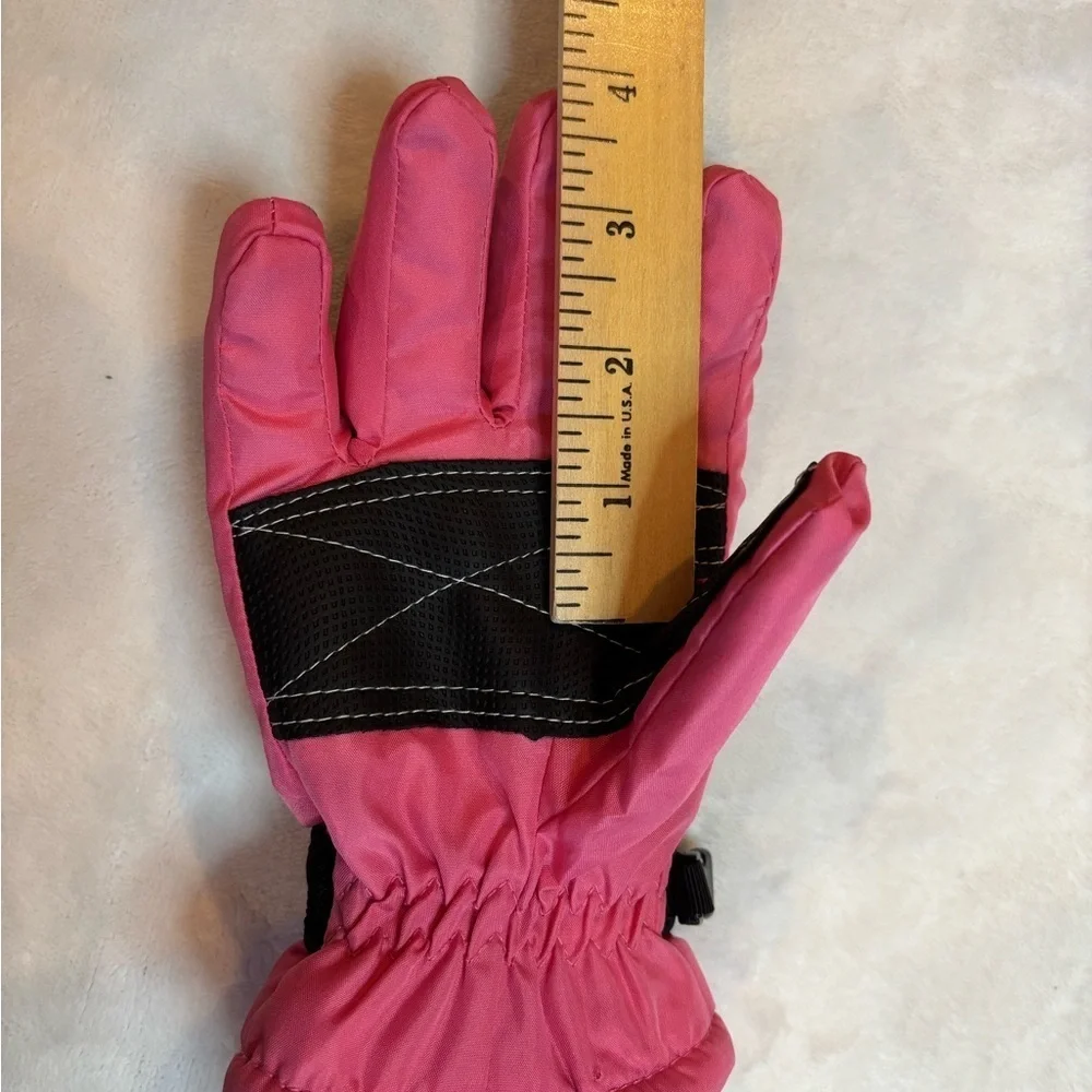 NWOT 3M Thinsulate Mittens Kids Pink and Gray Size M/L